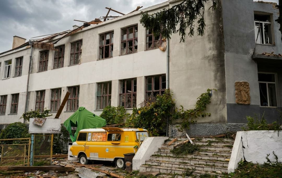 У Рівному внаслідок удару дрона по університету 20 поранених, двоє в реанімації