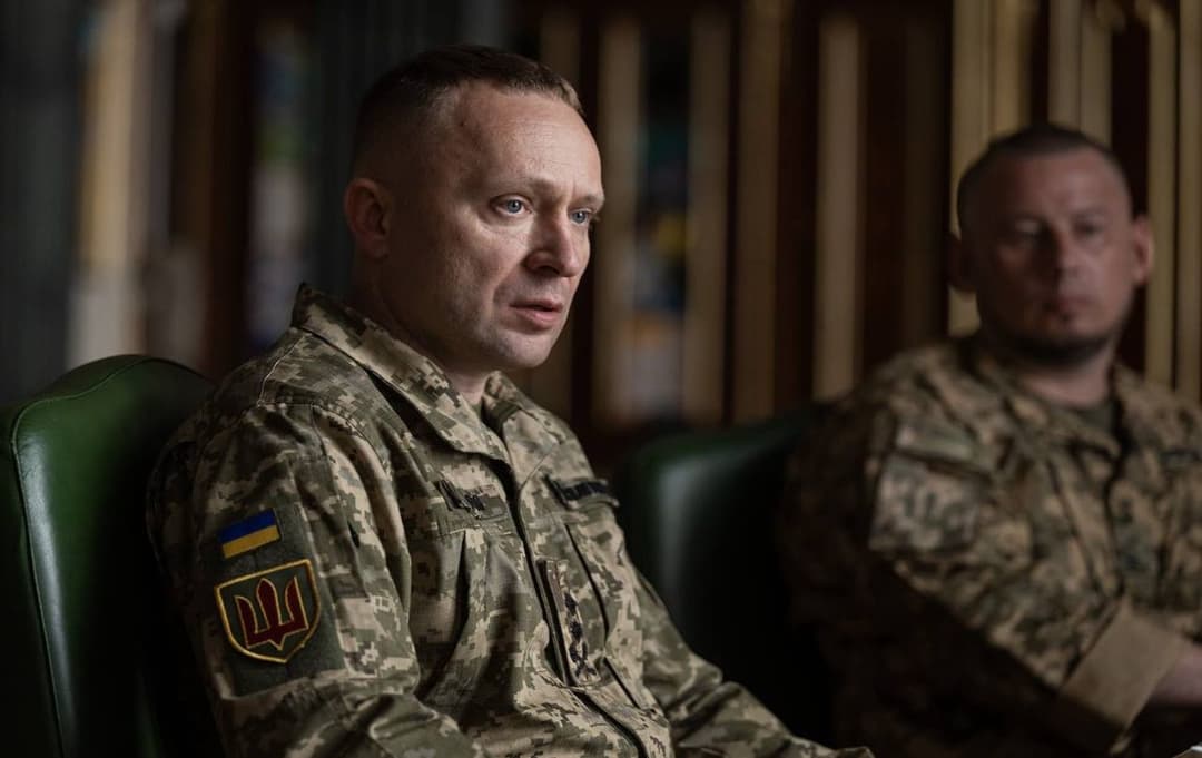 Зеленський шукає заміну Сирського, найімовірніший кандидат - Драпатий, - Bloomberg
