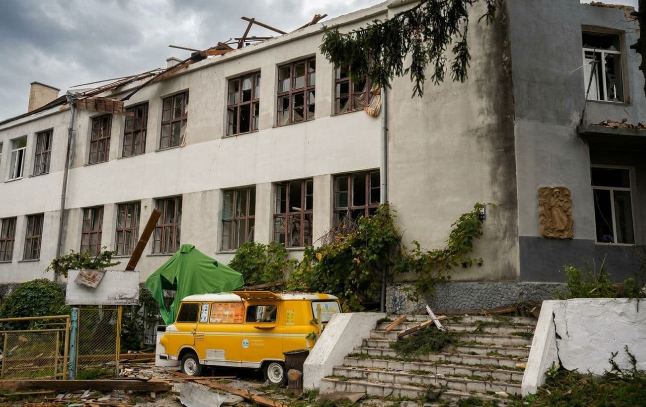 У Рівному внаслідок удару дрона по університету 20 поранених, двоє в реанімації