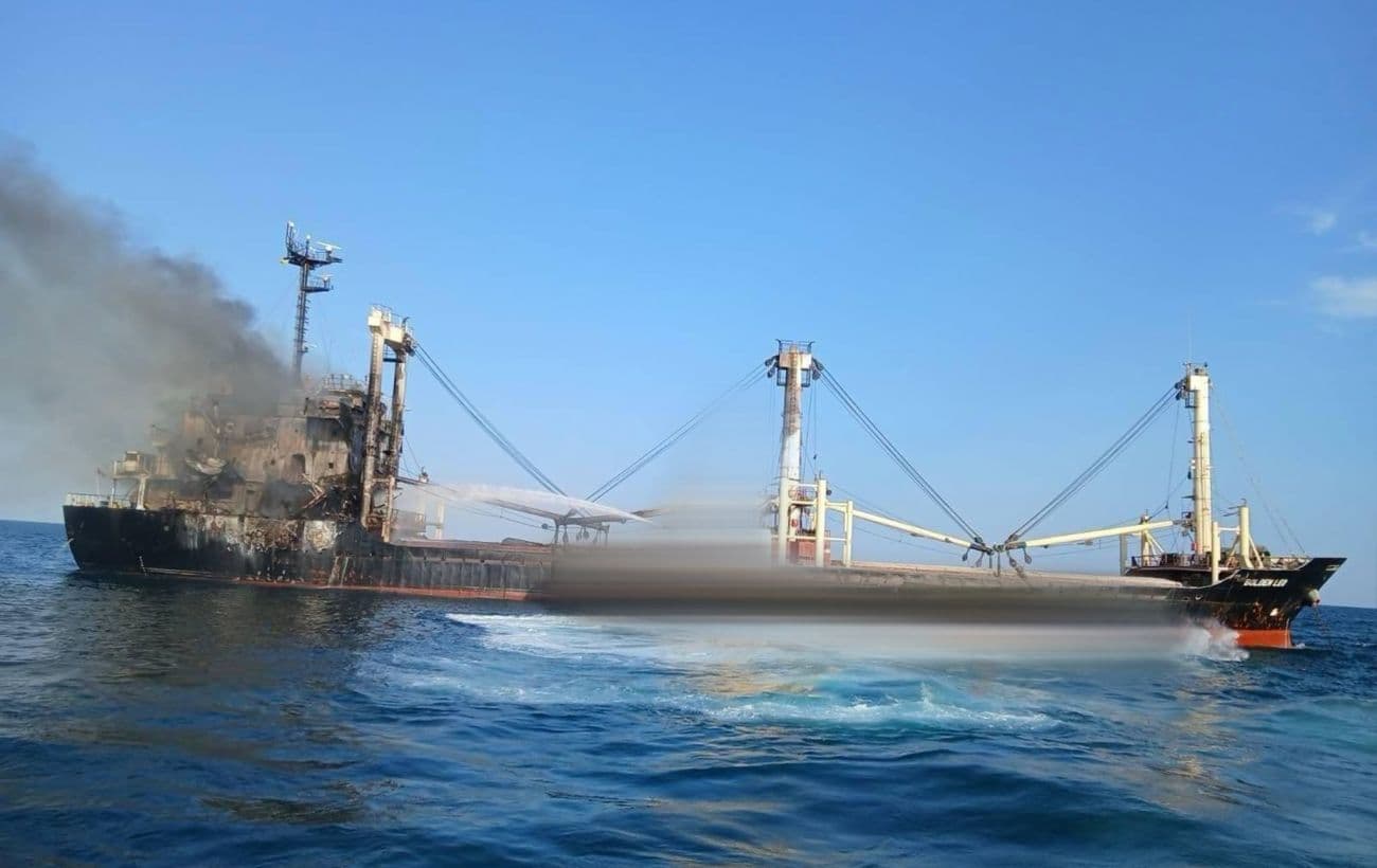 Росія атакувала цивільне судно з зерном у Чорному морі, 5 загиблих