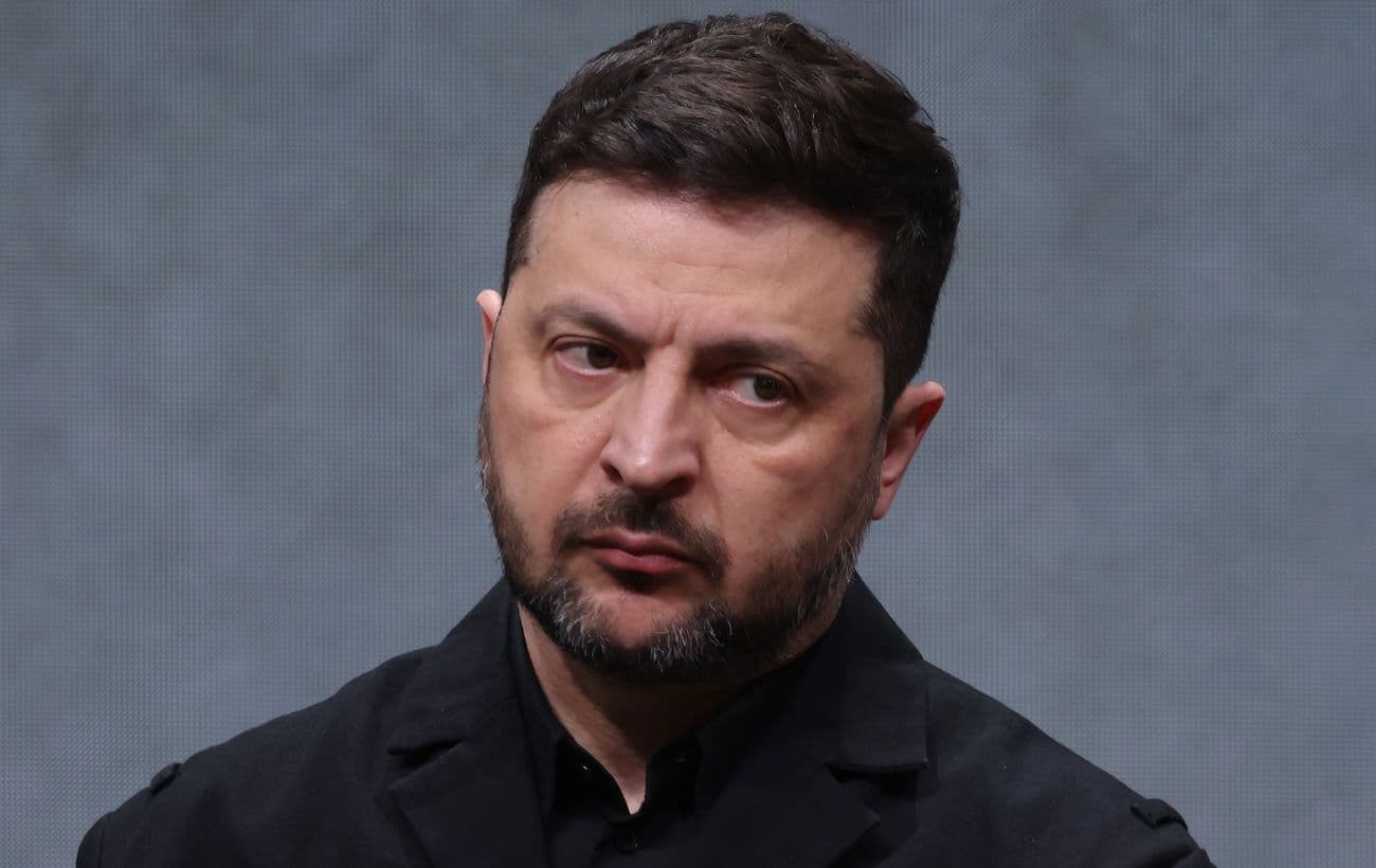 Зеленський анонсував "далекобійні санкції" проти російських заводів та обʼєктів у Чорному морі
