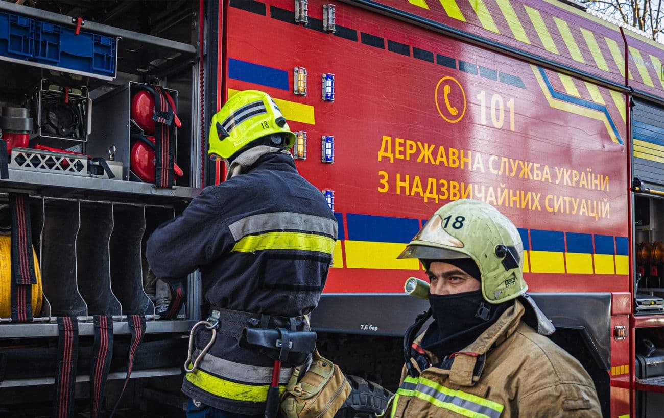 Російські війська атакують Харків дронами та авіабомбами, є постраждалі