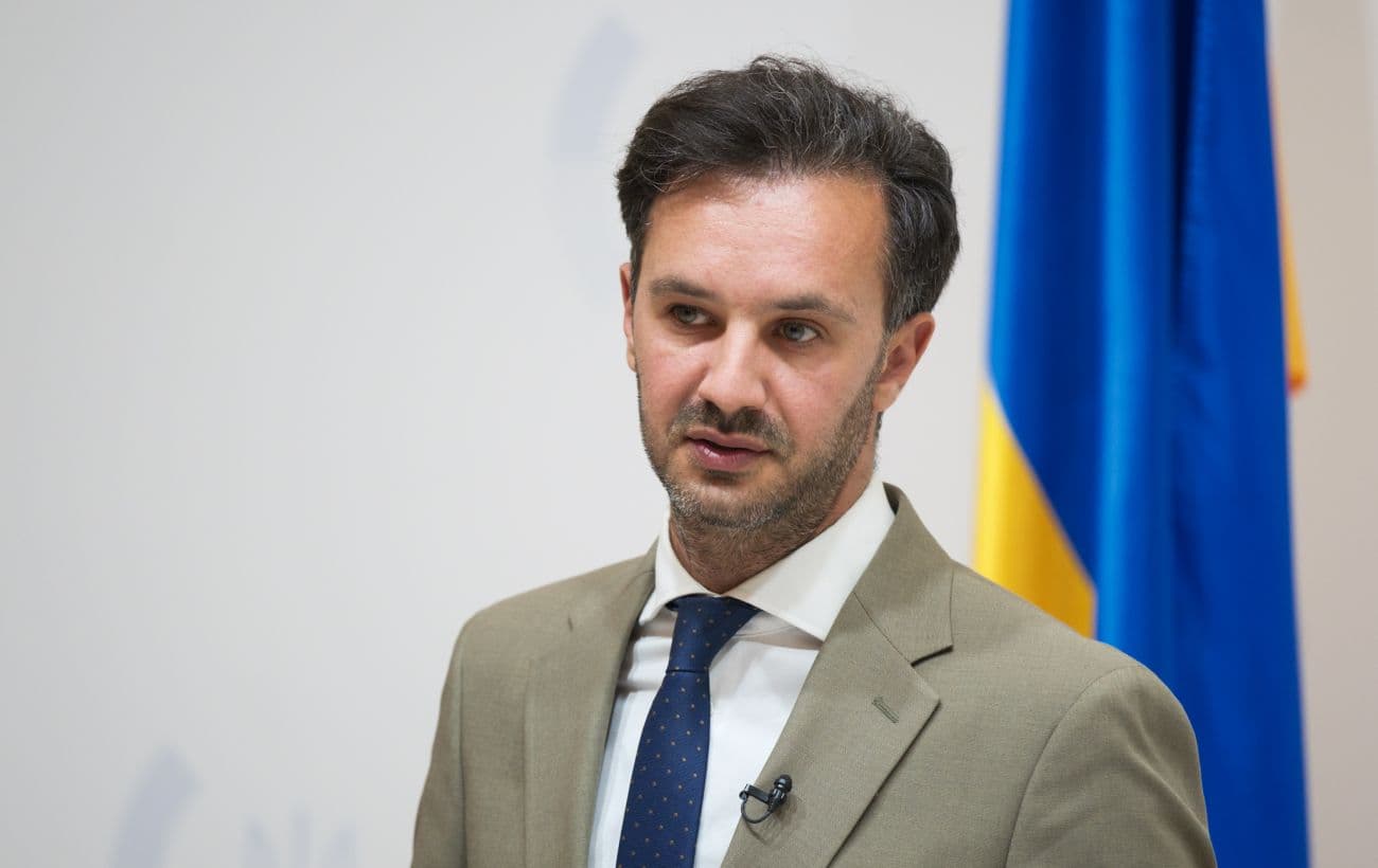 МЗС України прокоментувало "таємну зустріч" у Баку