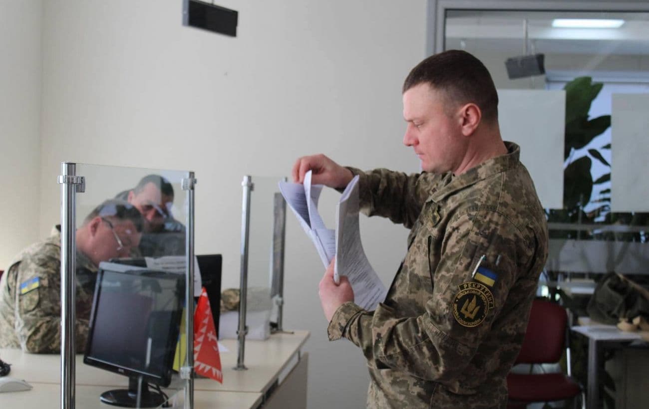 Воєнний стан і мобілізацію в Україні продовжили 20-й раз: нові терміни