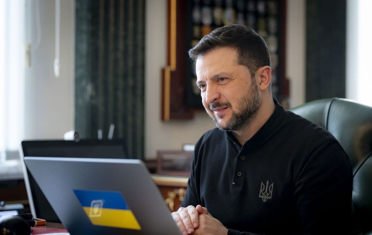 Зеленський відповів посмішкою на запитання про роль "цапа-відбувайла" для Трампа