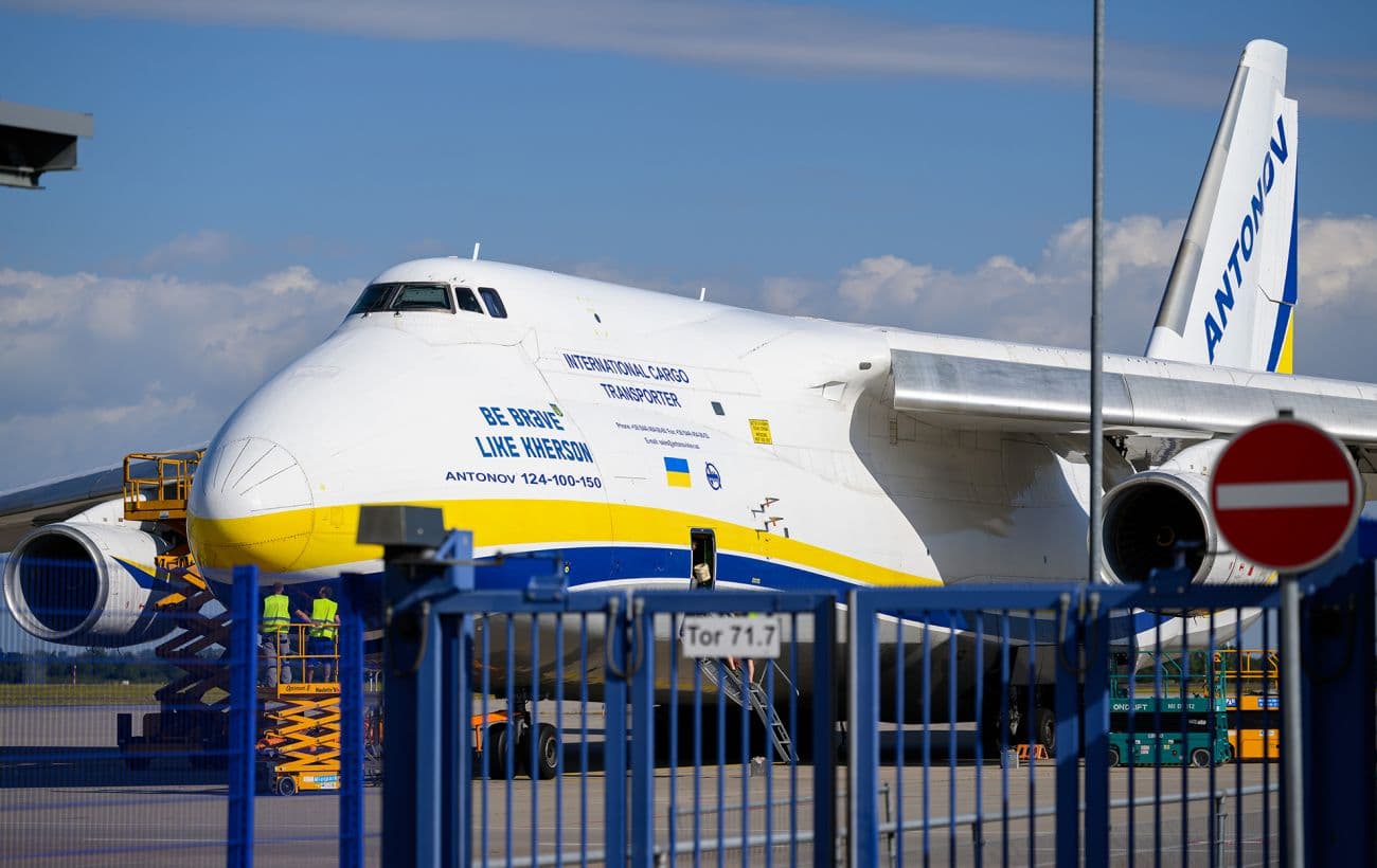 Дрон із вибухівкою біля українського літака в Лейпцигу міг бути збитий водієм автобуса