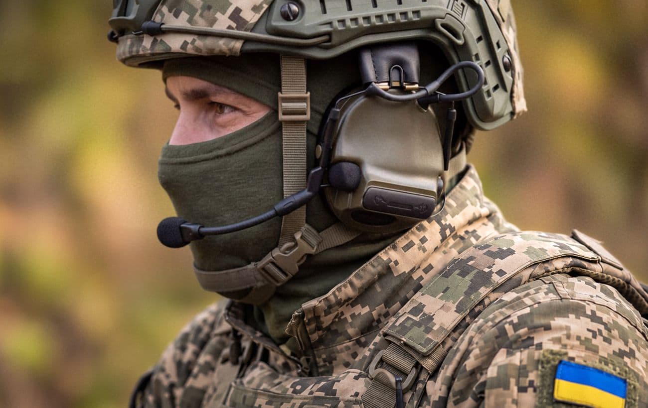 Військо отримає 40 000 тактичних навушників: для чого потрібні